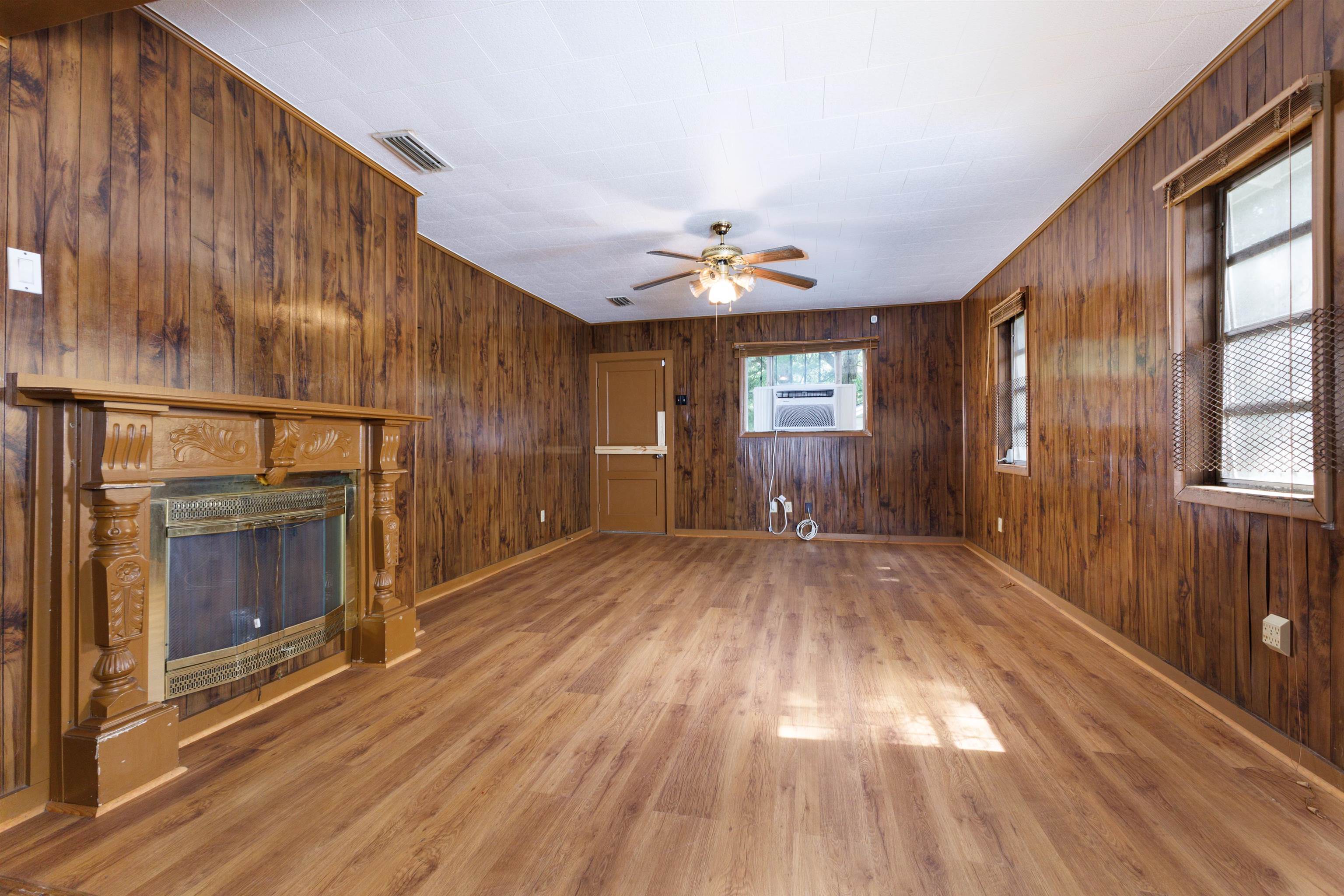231 Birmingham Street Mobile, AL 36610 - Photo 4 of 14