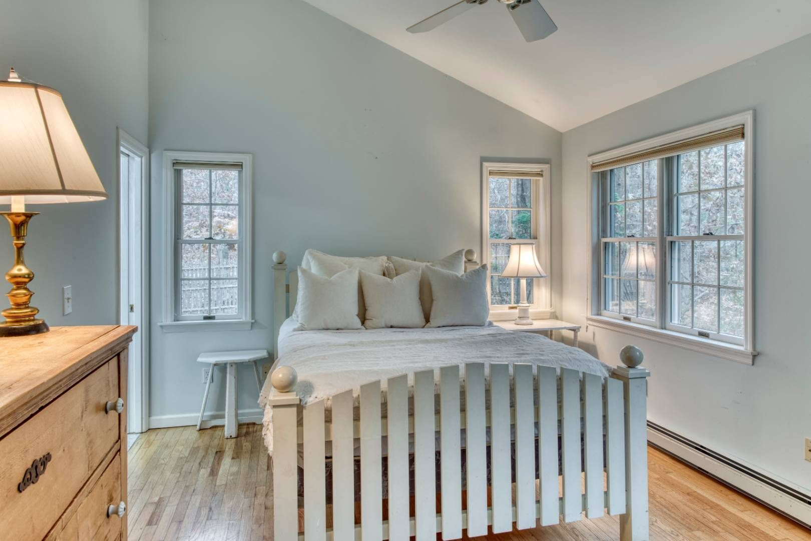 16 Sunninghill Road Southampton, NY 11968 - Photo 6 of 8