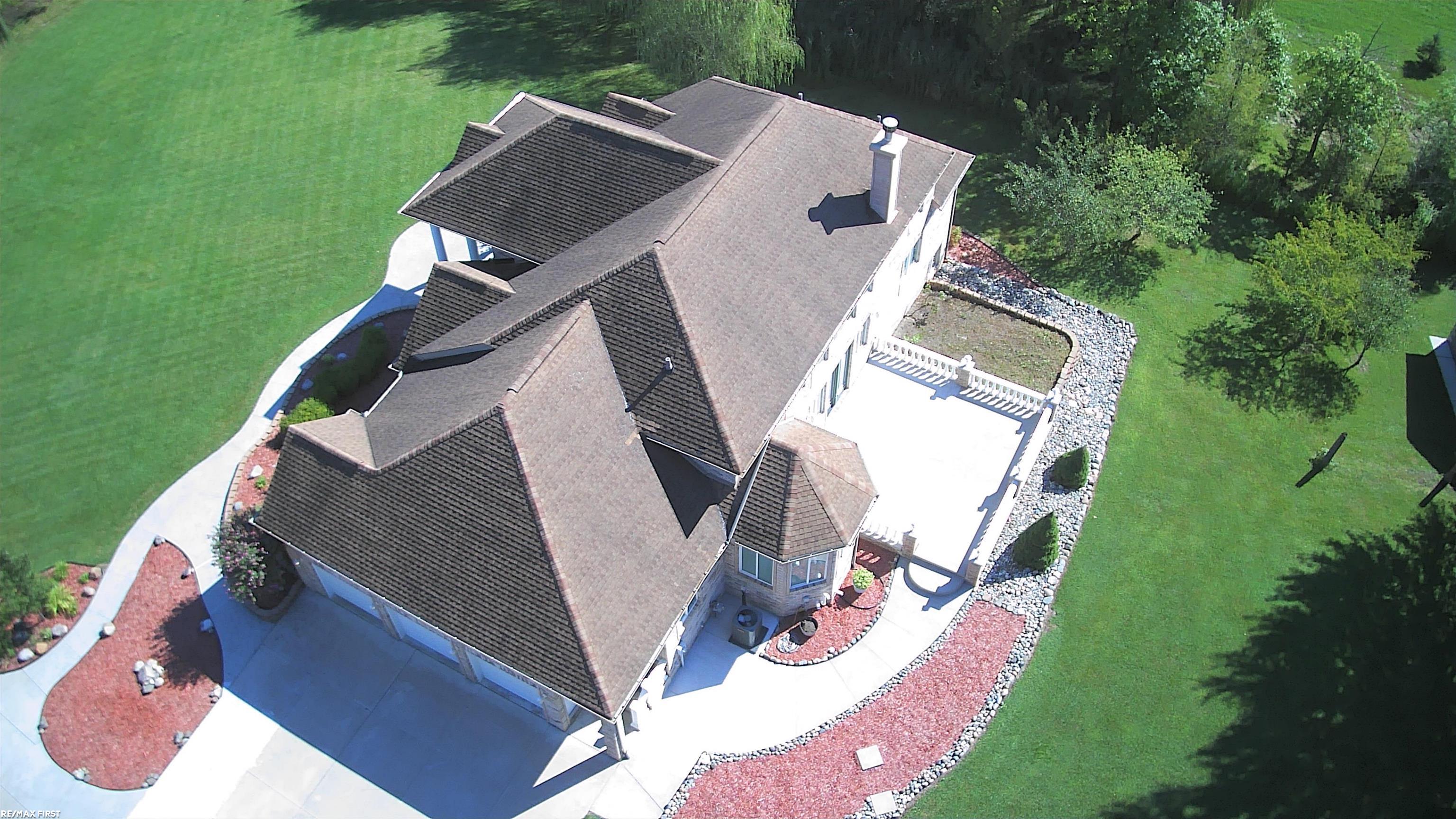 400 East Romeo Road Oakland, MI 48363 - Photo 12 of 85 50186573-48a8de69-cbe0-4dbf-9409-9e538c044ba4.JPG
