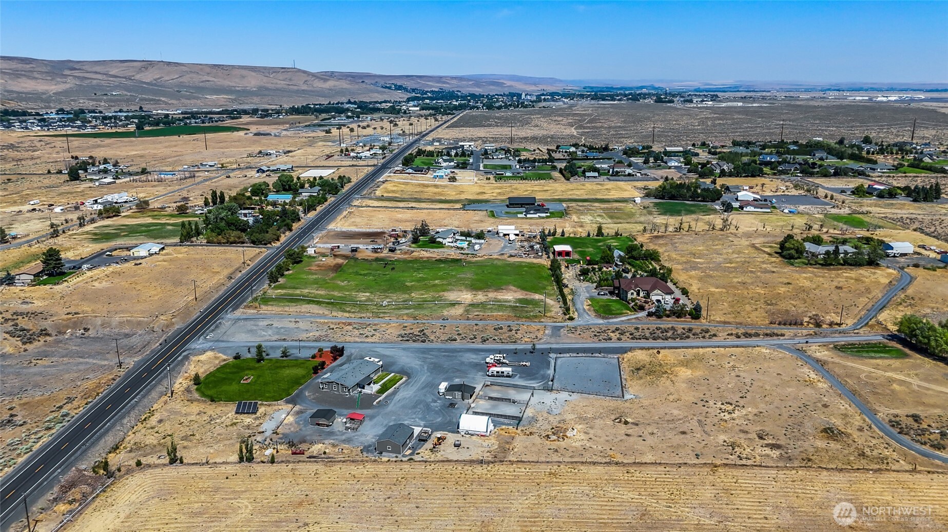 12455 Dodson Road Northwest Ephrata, WA 98823 - Photo 39 of 40 a view of a city