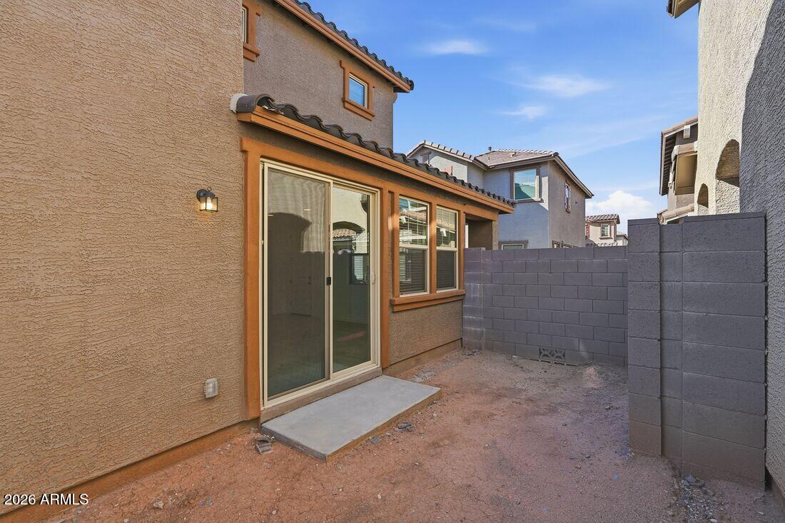 10022 West Piccadilly Road Avondale, AZ 85392 - Photo 30 of 51 hj-az-phoenix-parkside-villas-cc-rm3-lot