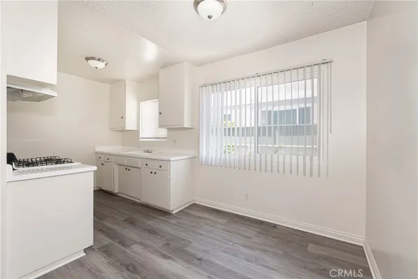 $2,595 | 2209 Carnegie Lane, Unit 2, Redondo Beach, CA 90278