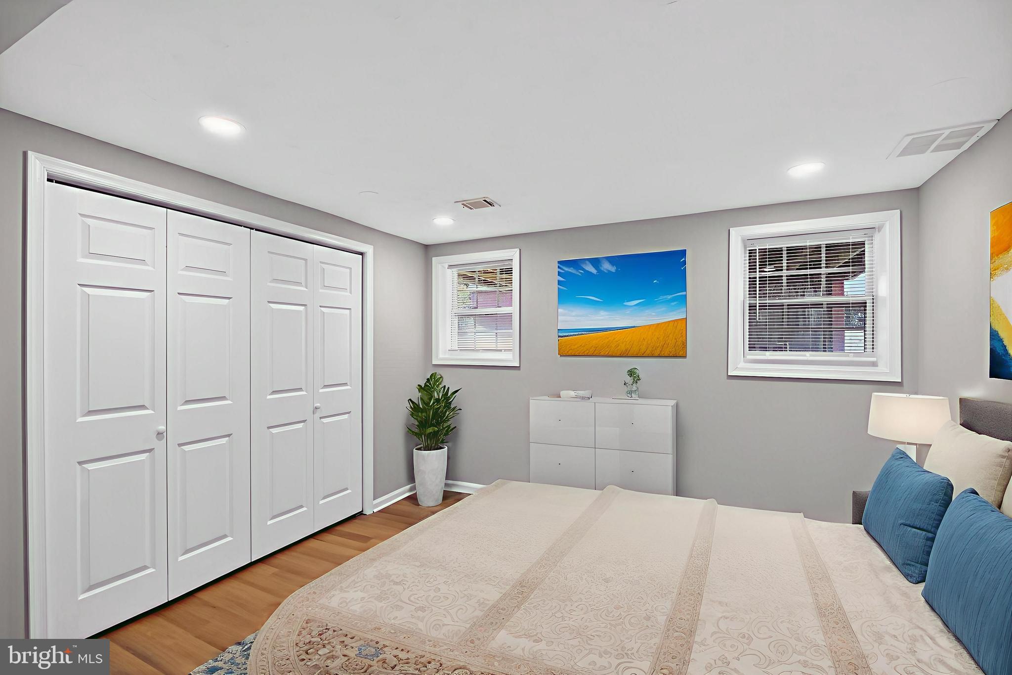 8012 Frye Road Alexandria, VA 22309 - Photo 35 of 40 a bedroom with a bed and a window