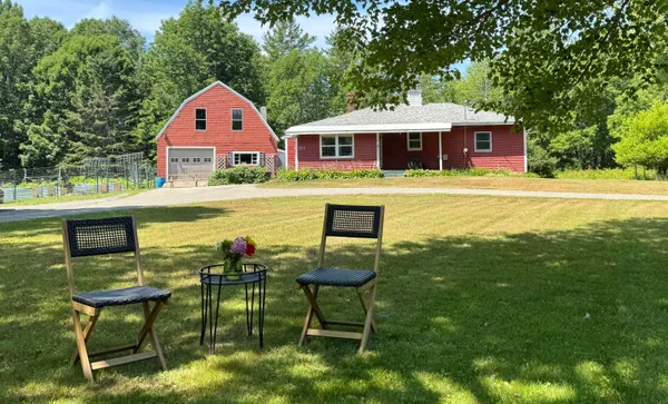 $375,000 | 804 Main Road, Islesboro, ME 04848