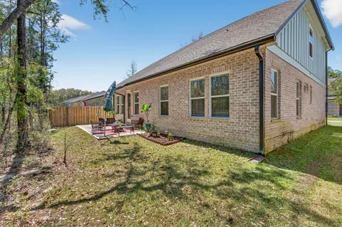 $425,000 | 99 Laurel Oaks Drive, Freeport, FL 32439