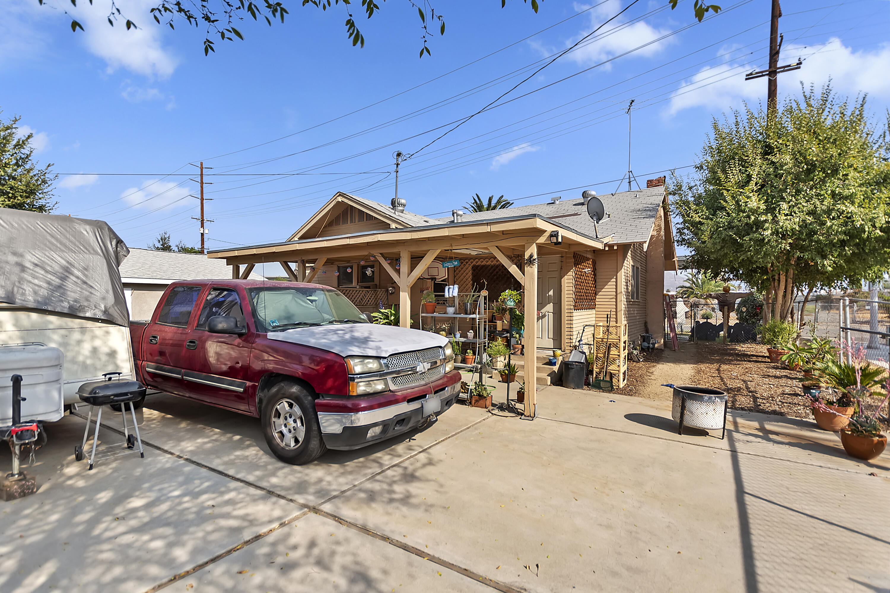 2691 Mulberry Street Riverside, CA 92501 - Photo 12 of 14 a car parked in a parking lot