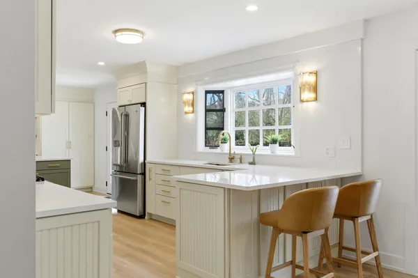 $840,000 | 1205 Chateaugay Avenue, Naperville, IL 60540