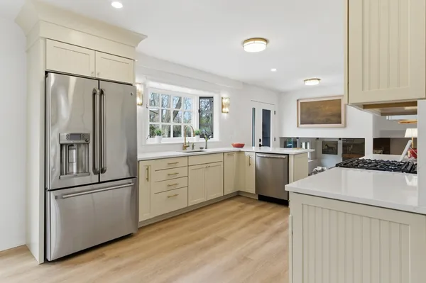 $840,000 | 1205 Chateaugay Avenue, Naperville, IL 60540