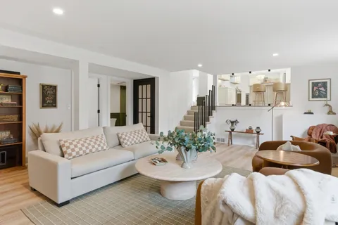 $840,000 | 1205 Chateaugay Avenue, Naperville, IL 60540