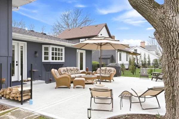 $840,000 | 1205 Chateaugay Avenue, Naperville, IL 60540