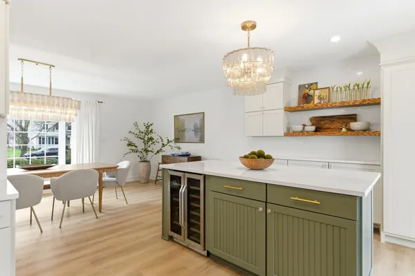 $840,000 | 1205 Chateaugay Avenue, Naperville, IL 60540