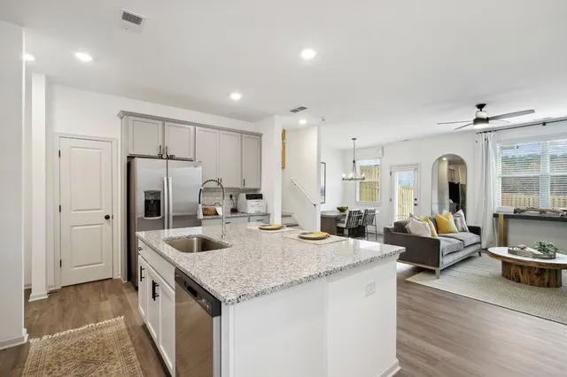 $2,120 | 111 Lipscomb Circle Southeast, Unit PETTIT, Cartersville, GA 30121