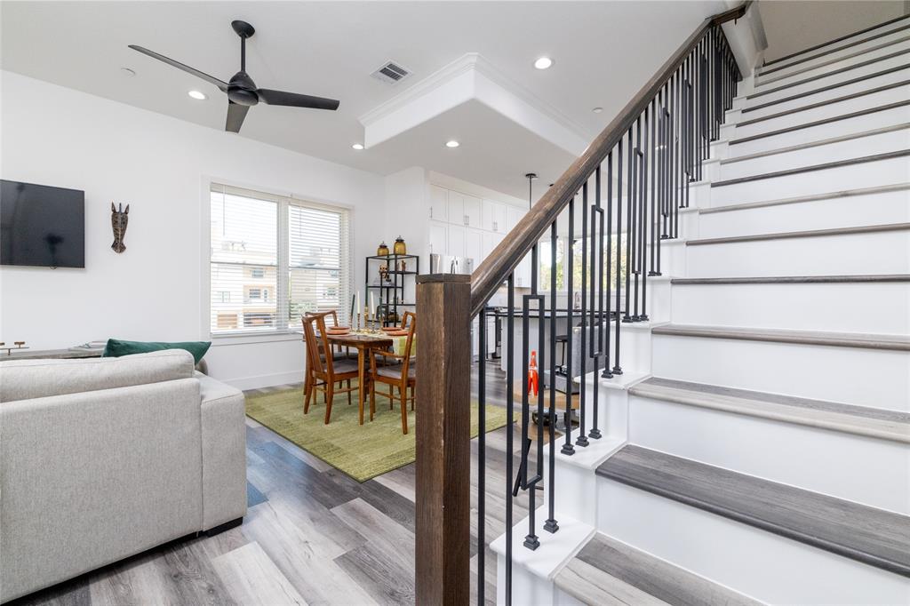 449 South Rayner Street Fort Worth, TX 76111 - Photo 25 of 40 Gallery Image 25