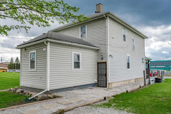 $180,000 | 3319 South Clinton Street, Fort Wayne, IN 46806