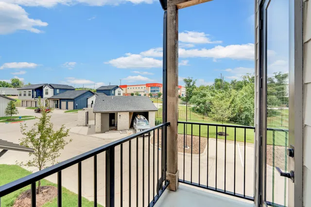 $1,700 | 1425 A Forward Drive, Little Elm, TX 75068