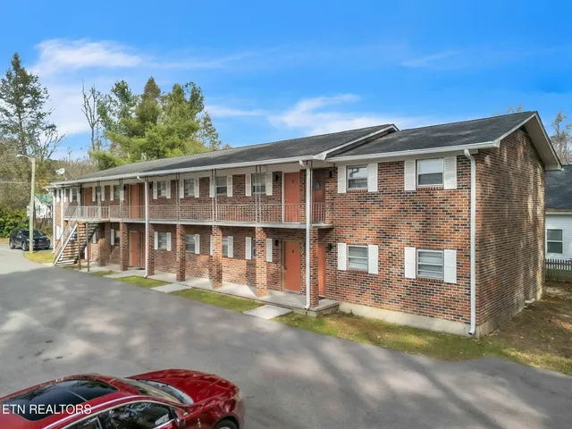 $1,200,000 | 2626 Tecoma Drive, Knoxville, TN 37917