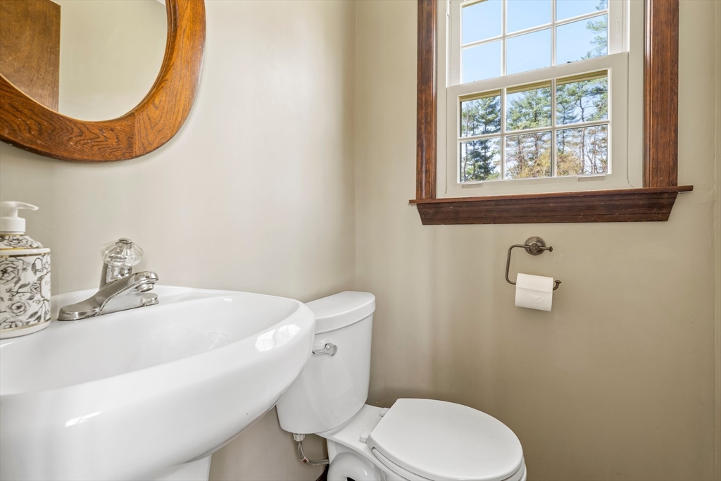 189 Flavell Road Groton, MA 01450 - Photo 15 of 32 Gallery Image 15