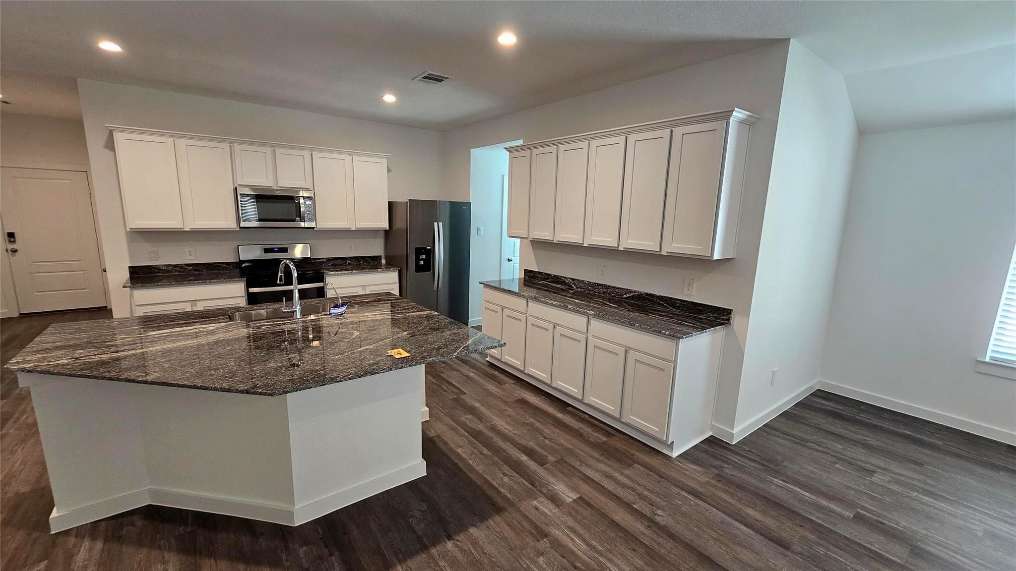 1118 Toledo Bend Pass Rosharon, TX 77583 - Photo 6 of 29