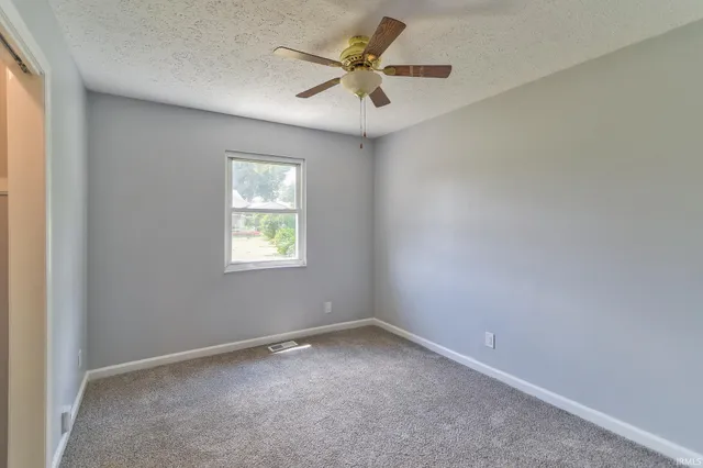 $205,000 | 215 Sycamore Street, Dale, IN 47523