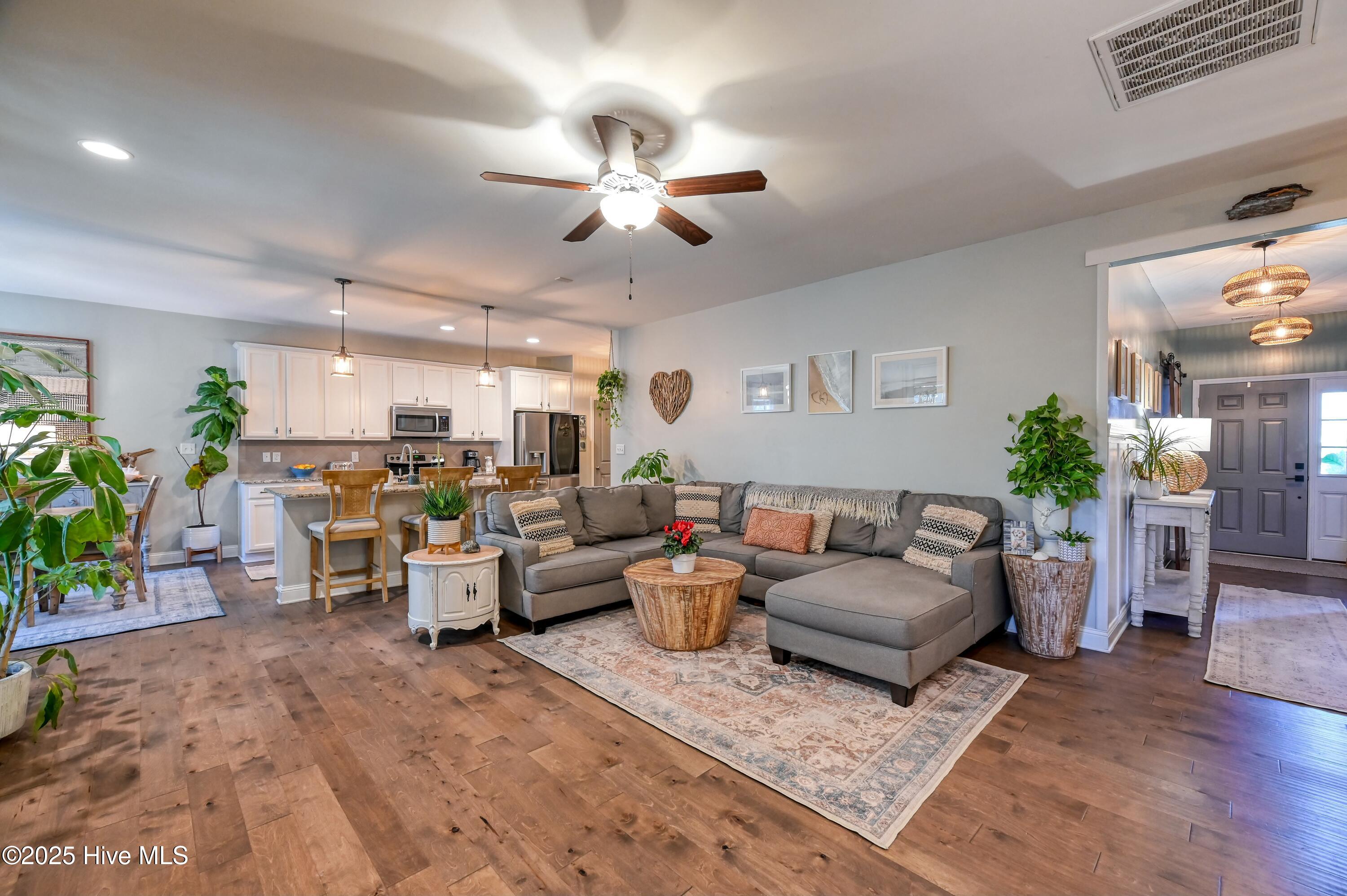 153 Poplar Branch Way Hampstead, NC 28443 - Photo 8 of 57 tempImageqw0grG