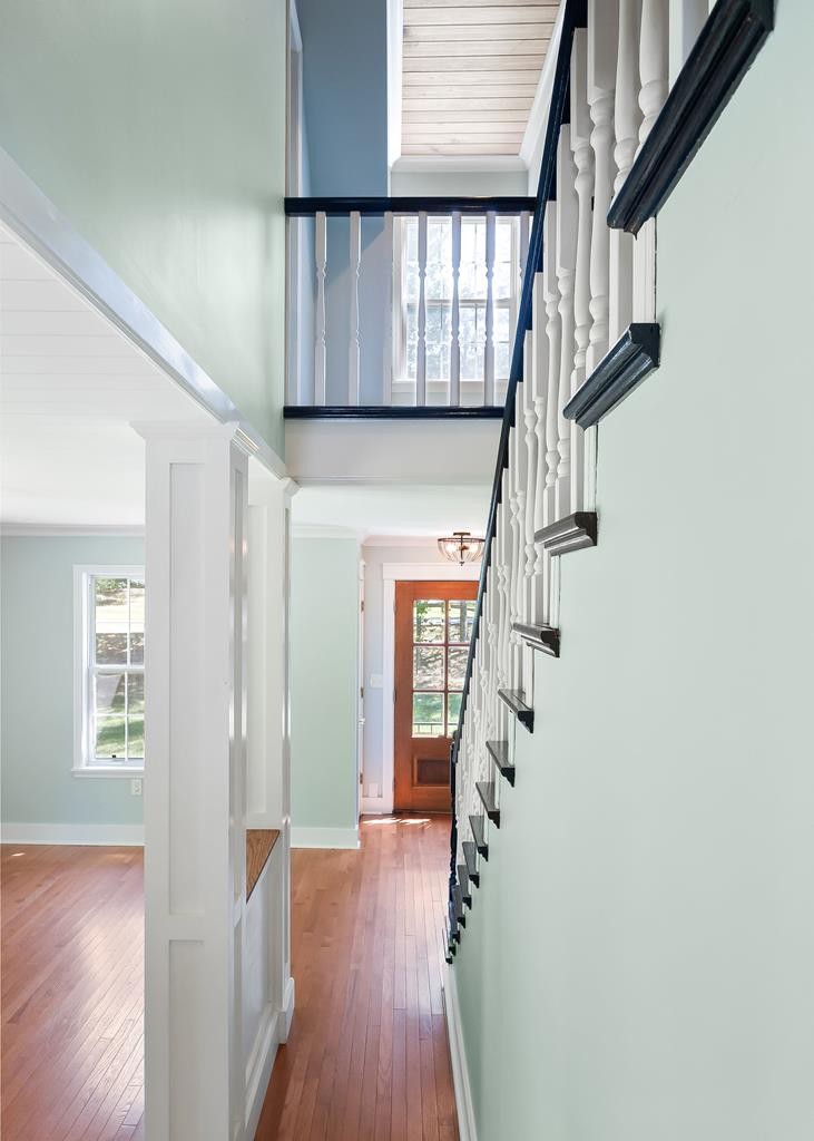 480 Jamestown Road Cookeville, TN 38501 - Photo 27 of 46 a view of entryway with wooden floor