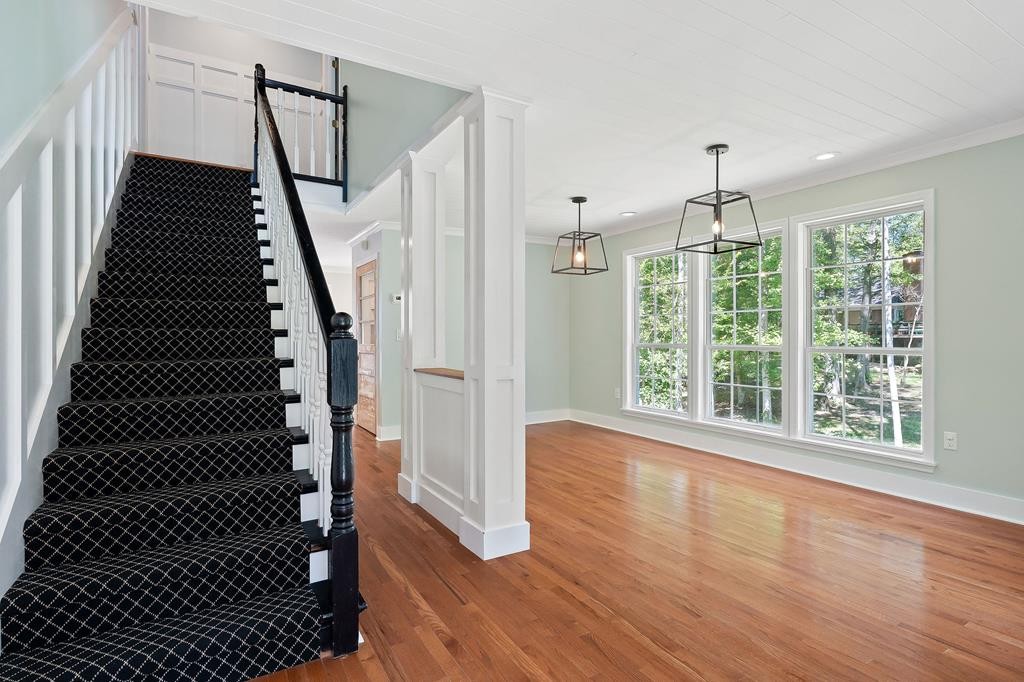 480 Jamestown Road Cookeville, TN 38501 - Photo 3 of 46 a view of entryway with wooden floor