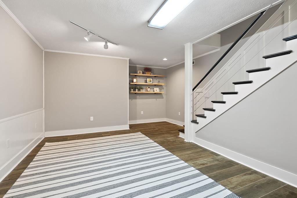 480 Jamestown Road Cookeville, TN 38501 - Photo 37 of 46 a view of an entryway with wooden floor