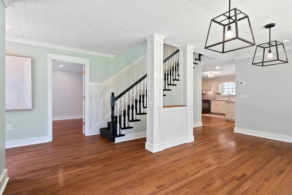 480 Jamestown Road Cookeville, TN 38501 - Photo 4 of 46 a view interior of the house and wooden floor