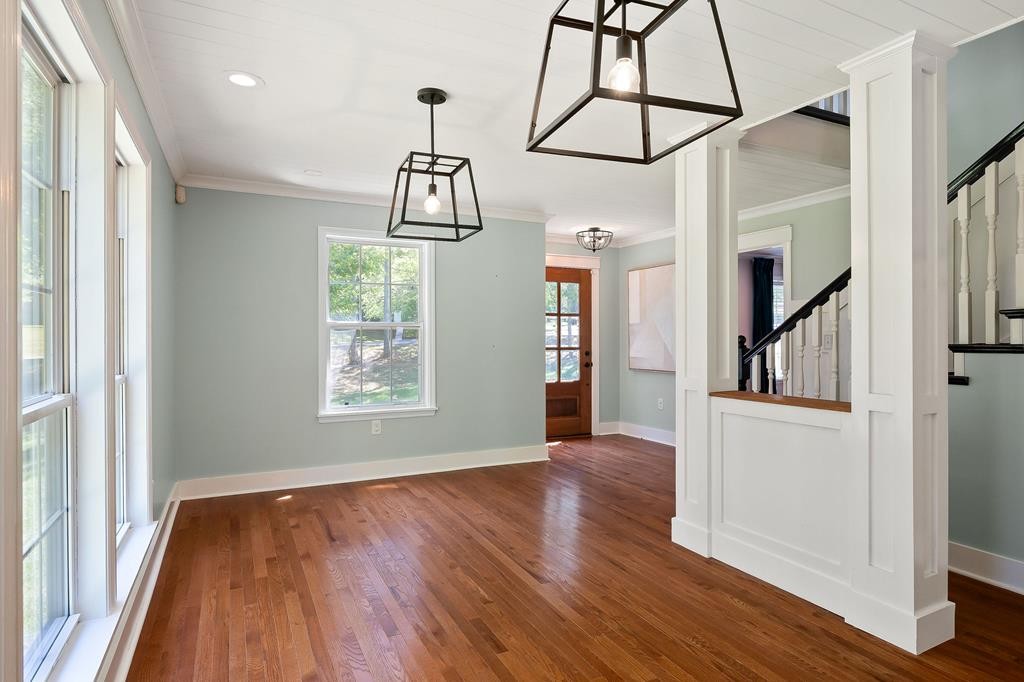480 Jamestown Road Cookeville, TN 38501 - Photo 5 of 46 a view of hallway with wooden floor and entryway