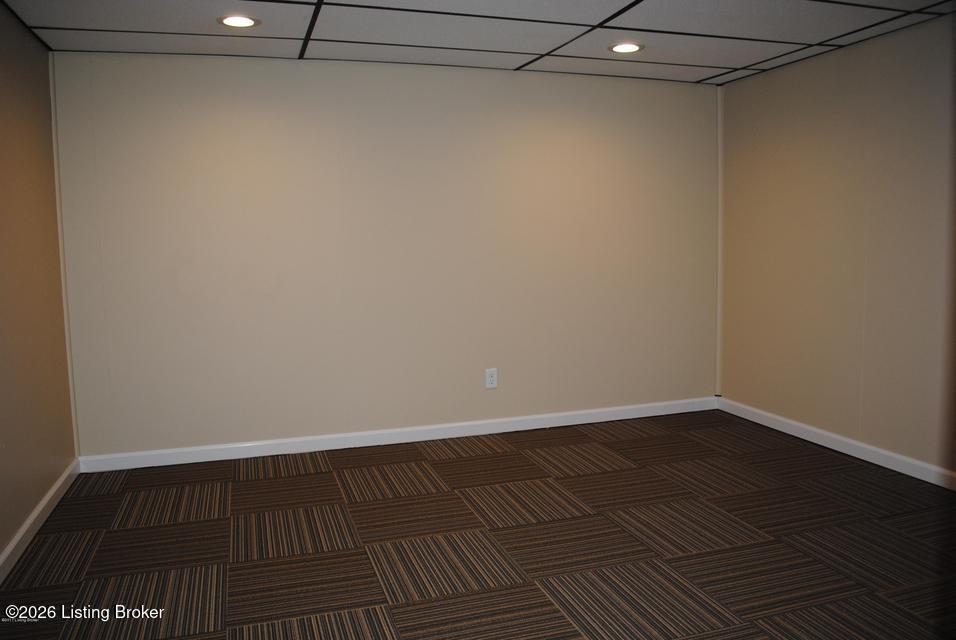 7804 East Manslick Road Louisville, KY 40228 - Photo 29 of 56 20170720174617250913000000-o