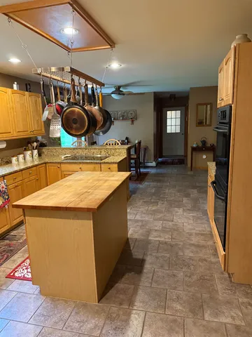 $674,400 | 82 Hiram Atkins Byway, Hartford, VT 05059