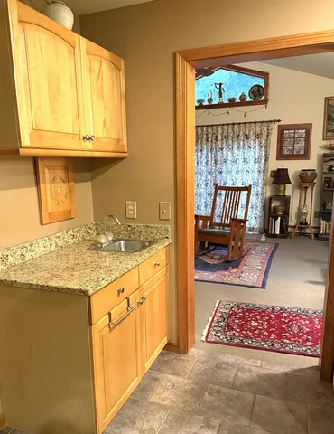 $674,400 | 82 Hiram Atkins Byway, Hartford, VT 05059