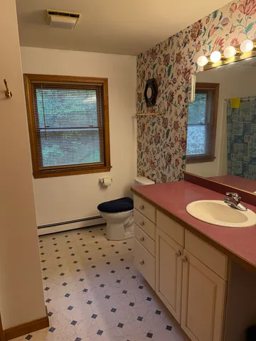 $674,400 | 82 Hiram Atkins Byway, Hartford, VT 05059