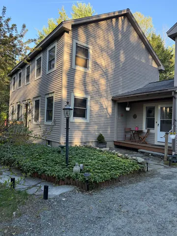 $674,400 | 82 Hiram Atkins Byway, Hartford, VT 05059