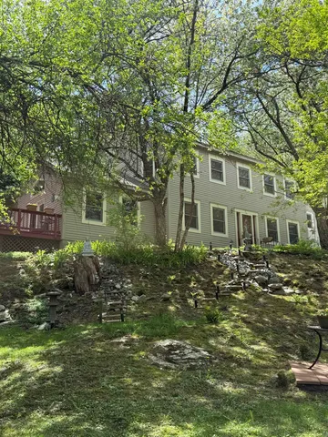 $674,400 | 82 Hiram Atkins Byway, Hartford, VT 05059