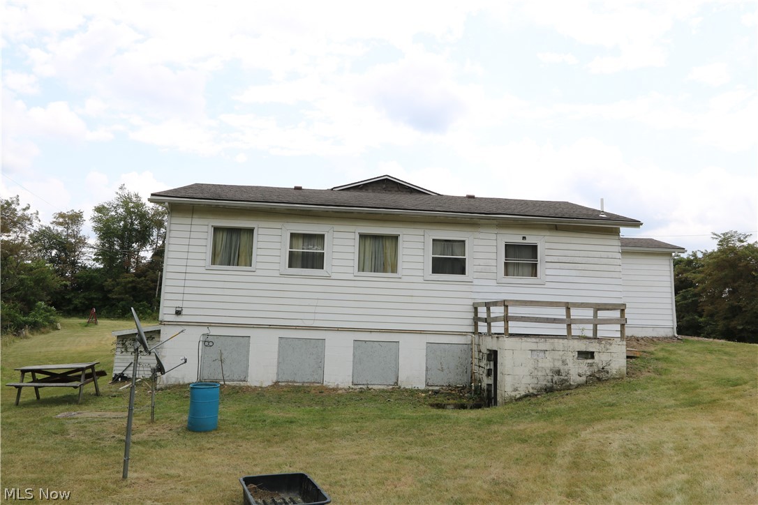 3649 Bloomfield Road Cambridge, OH 43725 - Photo 3 of 30 Gallery Image 3