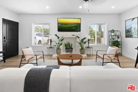 $999,000 | 1521 Dunn Avenue, Los Angeles, CA 90063