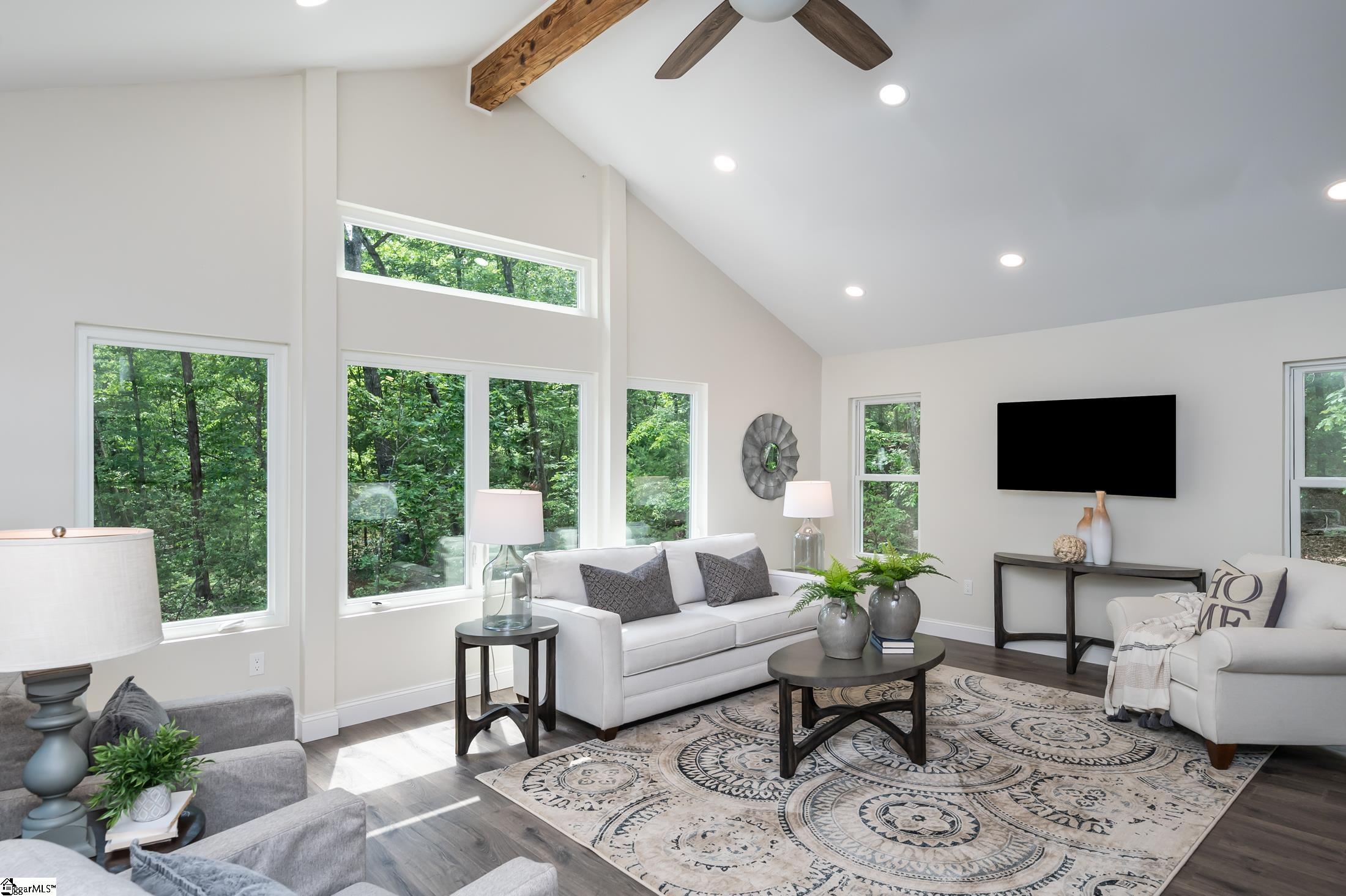 112 Table Rock Road Cleveland, SC 29635 - Photo 13 of 36