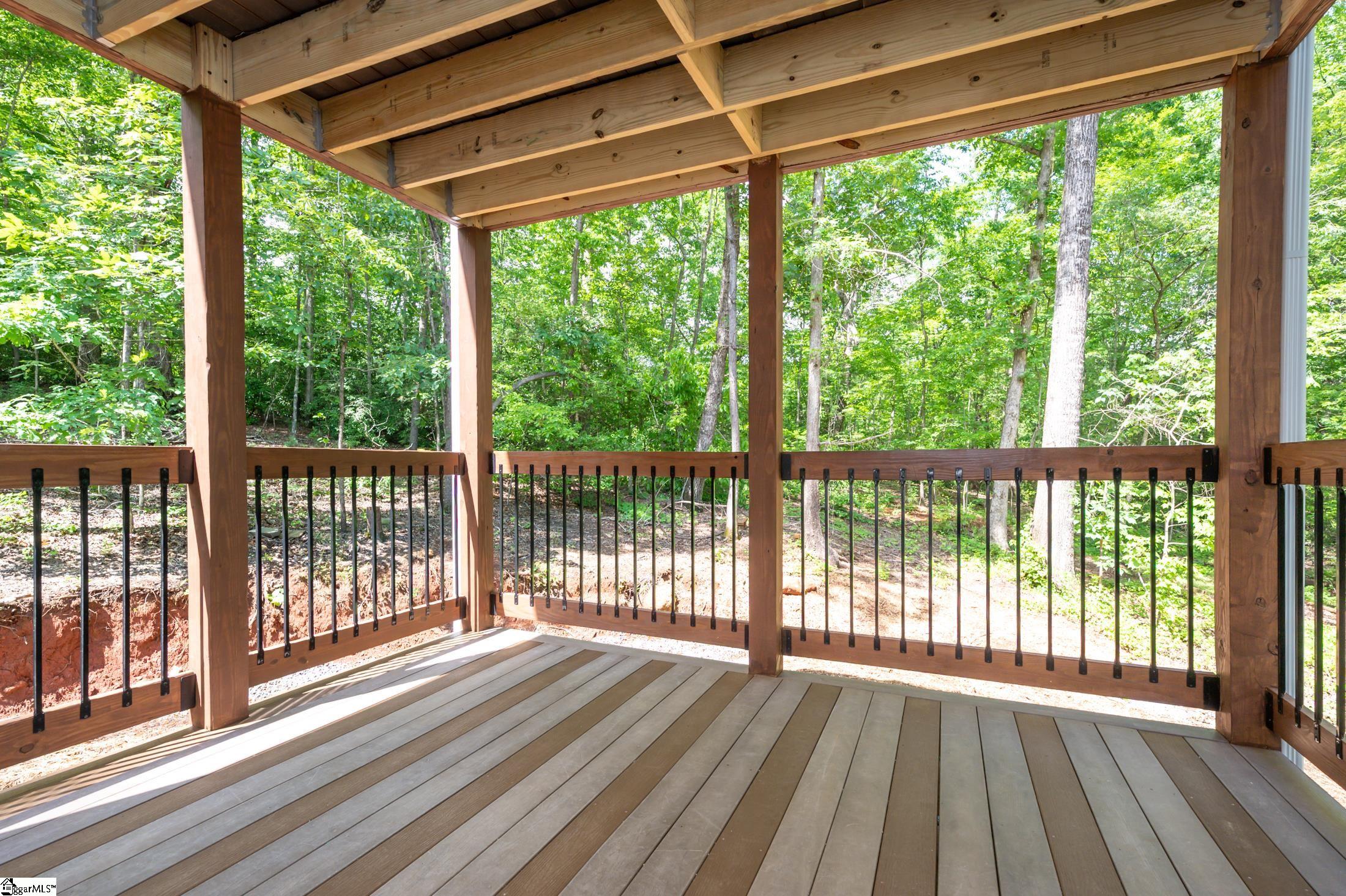 112 Table Rock Road Cleveland, SC 29635 - Photo 8 of 36
