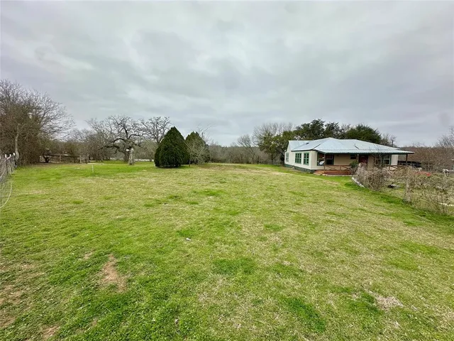 $1,775 | 1694 Old Luling Road, Lockhart, TX 78644