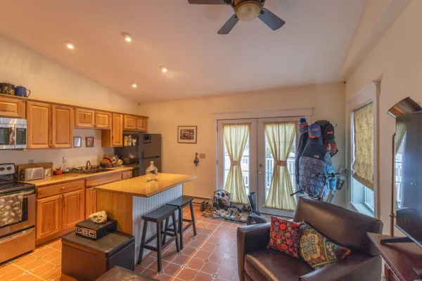 $165,000 | 12 Hilltop Drive, Unit 12, Rockport, ME 04856