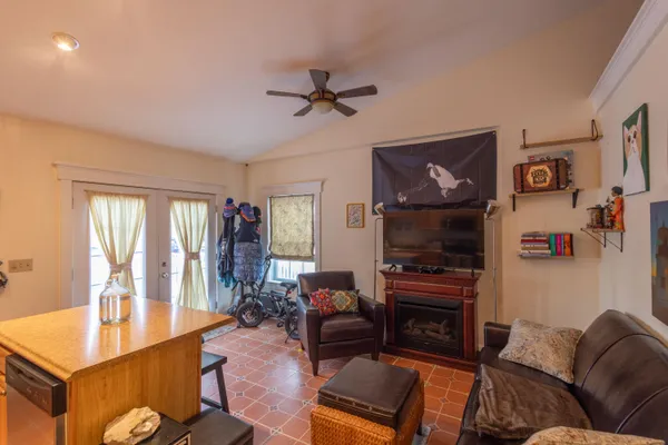 $165,000 | 12 Hilltop Drive, Unit 12, Rockport, ME 04856