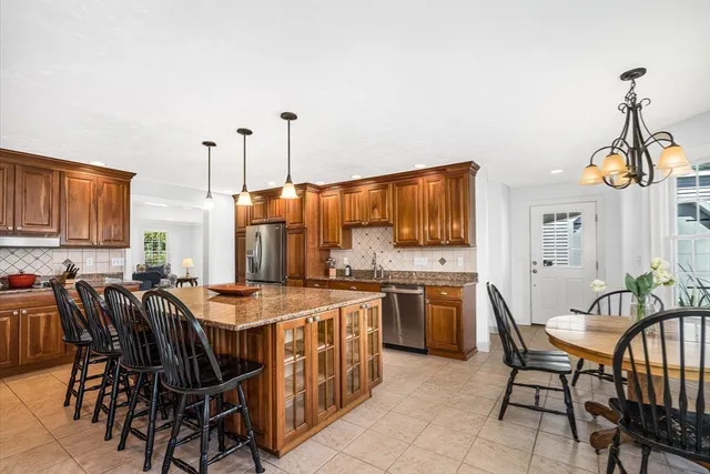 $1,800,000 | 63 Uxbridge Road, Sutton, MA 01590