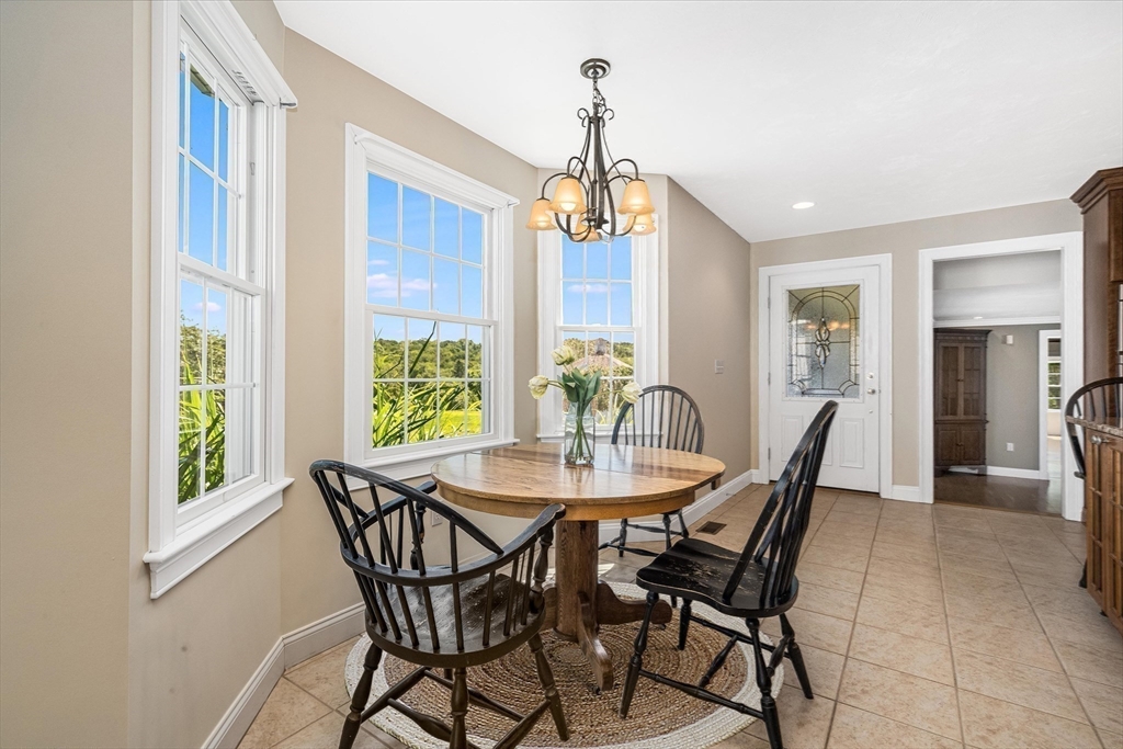 63 Uxbridge Road Sutton, MA 01590 - Photo 12 of 37