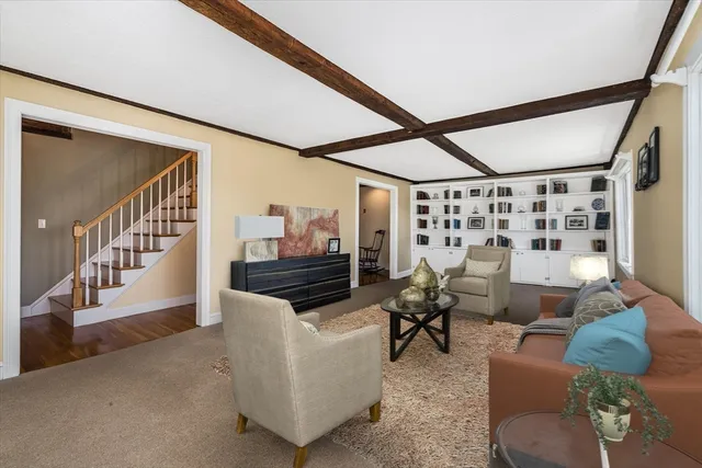 $1,800,000 | 63 Uxbridge Road, Sutton, MA 01590