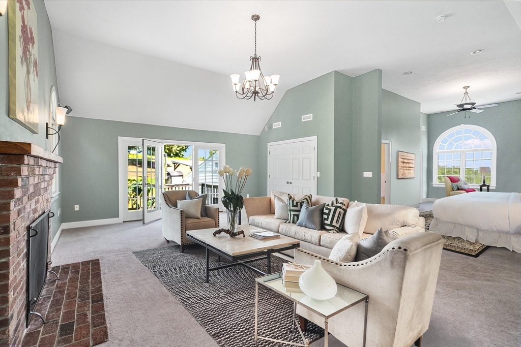 63 Uxbridge Road Sutton, MA 01590 - Photo 18 of 37