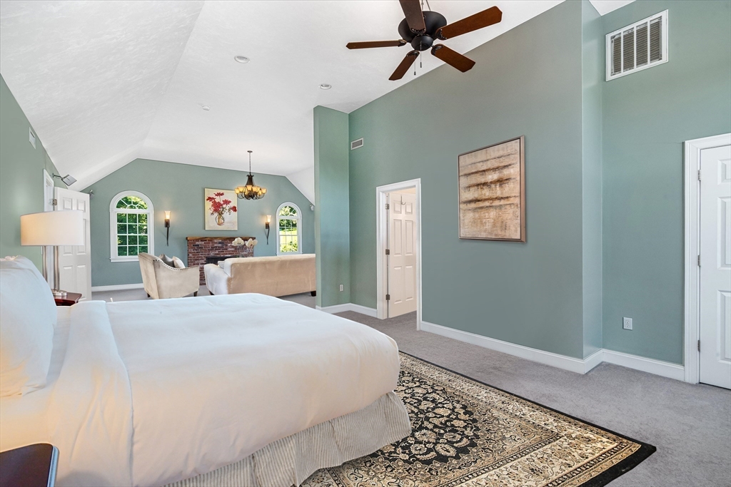 63 Uxbridge Road Sutton, MA 01590 - Photo 19 of 37