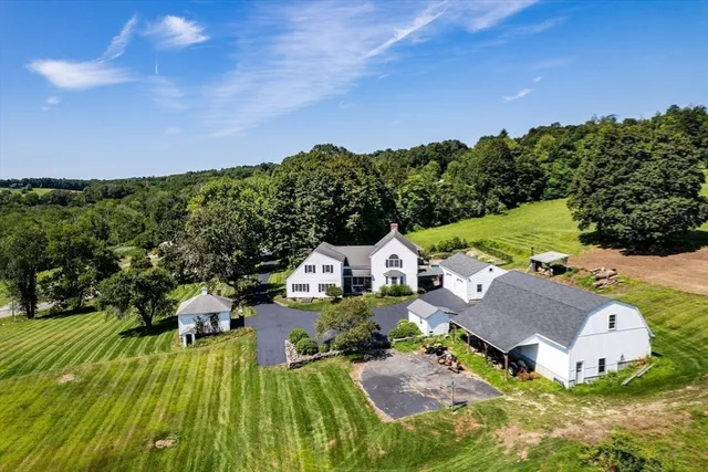 $1,800,000 | 63 Uxbridge Road, Sutton, MA 01590