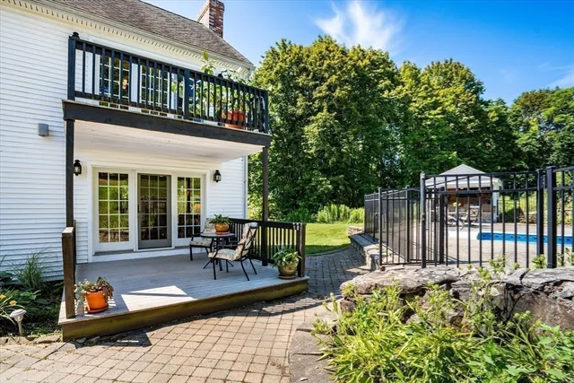 $1,800,000 | 63 Uxbridge Road, Sutton, MA 01590