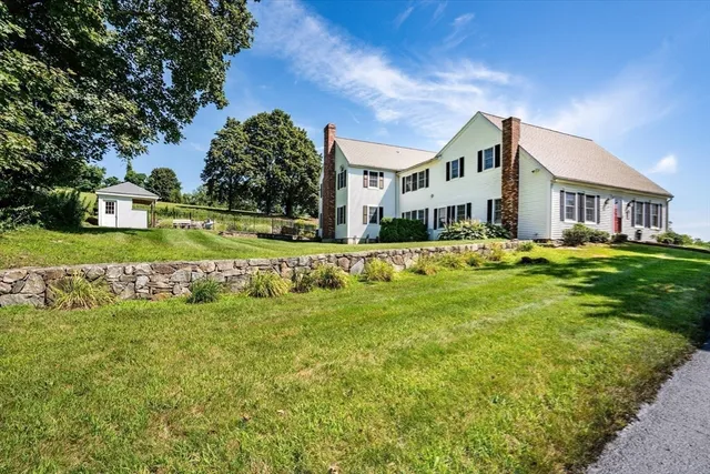 $1,800,000 | 63 Uxbridge Road, Sutton, MA 01590